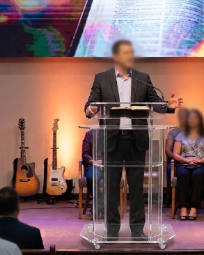 Pulpito de Acrilico FLORENÇA Tribunas para Pastores e Palestrantes